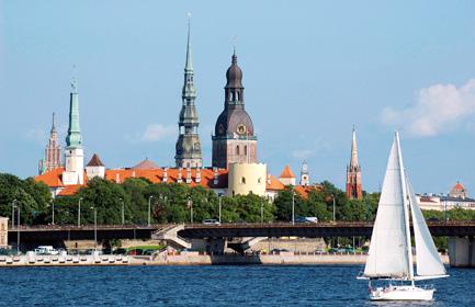 Start planning your cruise and book your excursions to Rīga