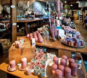 Byrkjedalstunet, candle shop