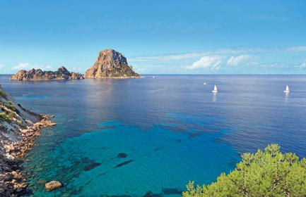 Start planning your cruise and book your excursions in Ibiza and Formentera