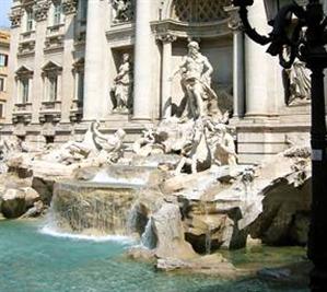 Rome, the Trevi fountain