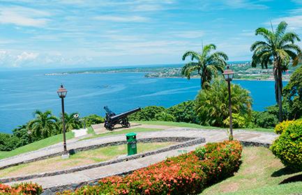 A flourishing Caribbean town