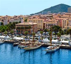 The harbour in Nice